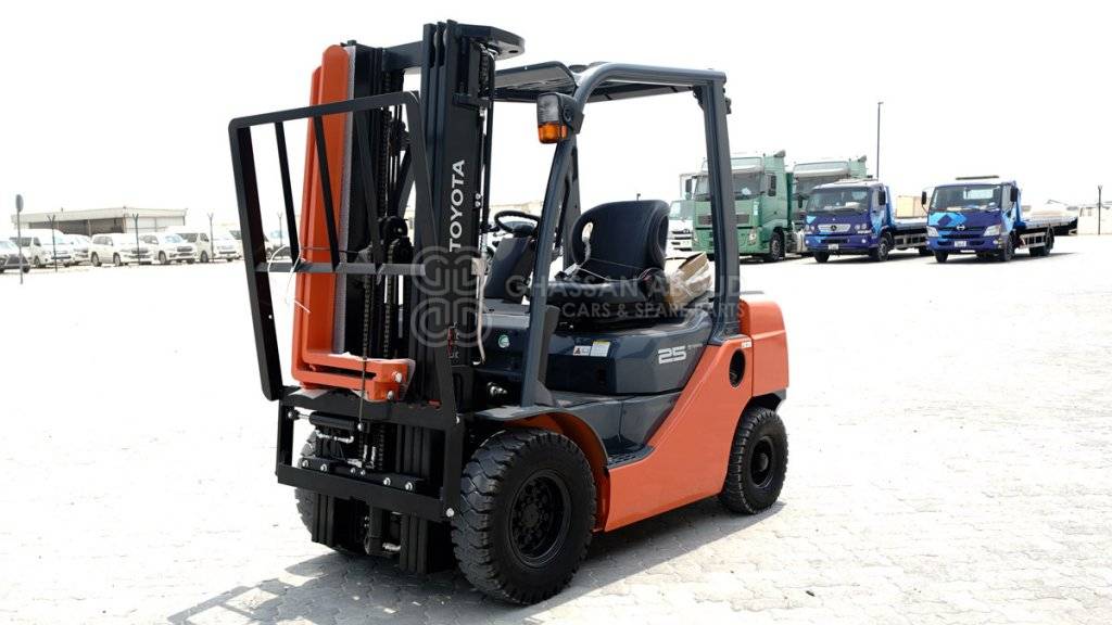 Toyota Toyota Forklift 2 5 Ton 3 Stage Diesel 4 Wheel My20 Forklift Code Diesel 2020 Ghassan Aboud Cars And Spare Parts