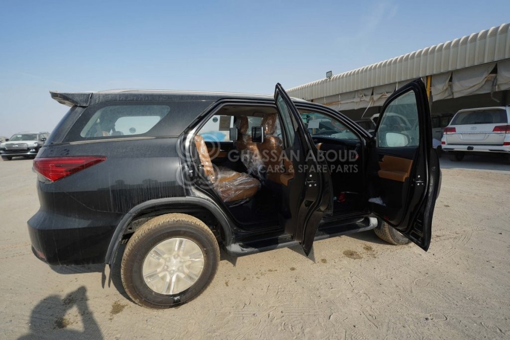 Toyota Toyota Fortuner 2 7l 2 7l High A T Petrol 2019 Ghassan