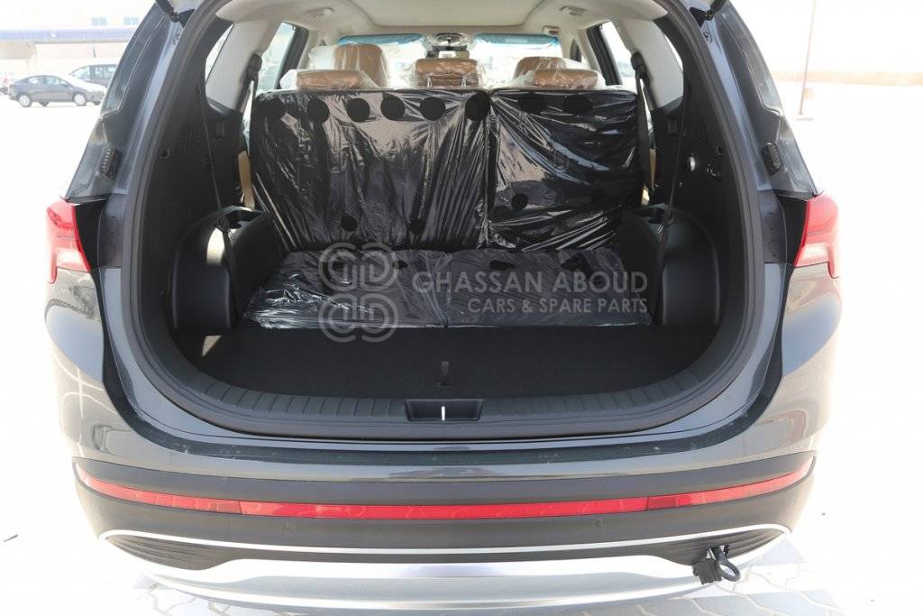 Hyundai HYUNDAI SANTAFE 3.5L PETROL LUXURY 4WD A/T MY23 3.5L High-A/T  Petrol 2023 - Ghassan Aboud Cars and Spare Parts
