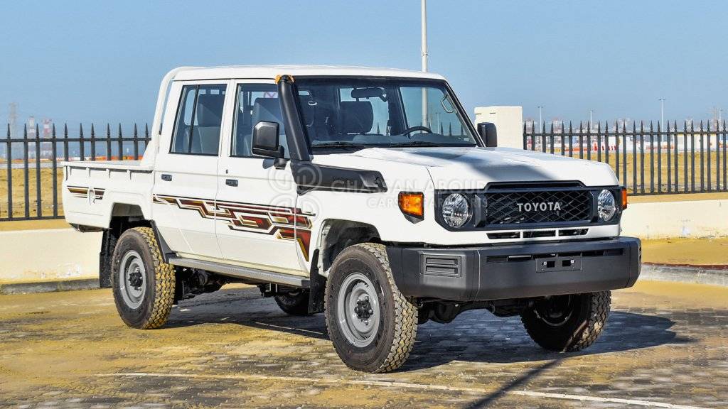 Toyota TOYOTA LANDCRUISER PICK UP 4.0L PETROL DC M/T 4X4 MY24 4.0L